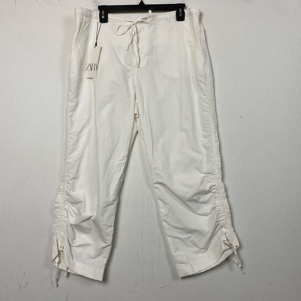 Zara White Ruched Leg Crop Pants Size Extra Large